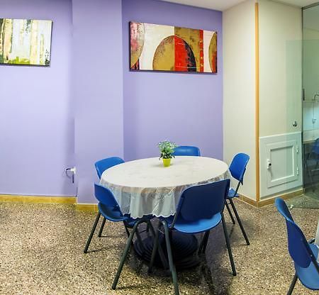Residencia Sants Albergue Barcelona Exterior foto