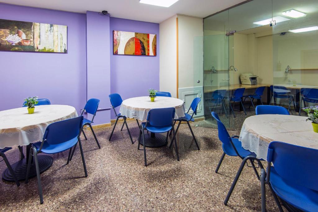 Residencia Sants Albergue Barcelona Exterior foto