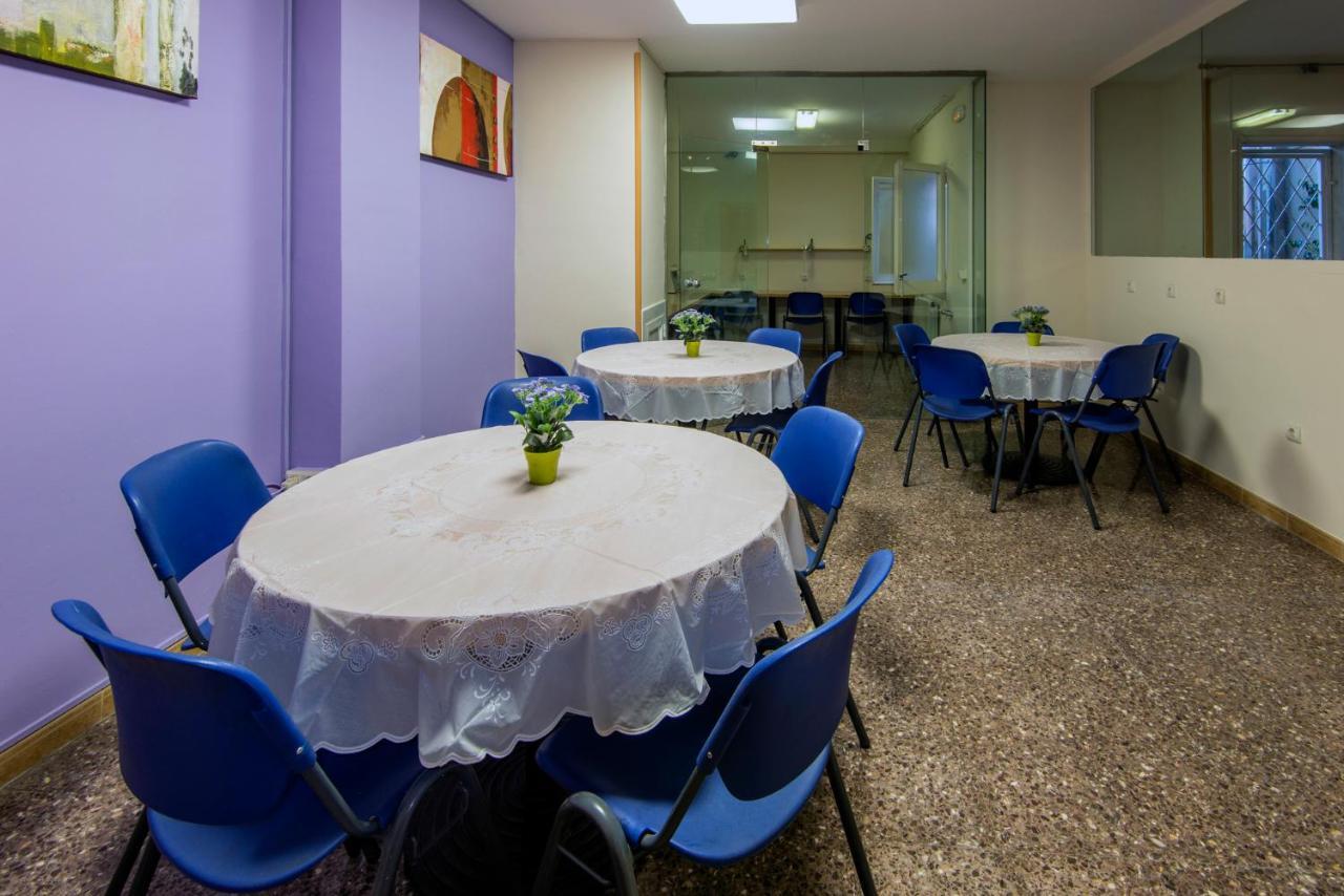 Residencia Sants Albergue Barcelona Exterior foto