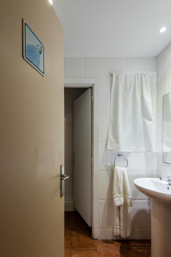 Residencia Sants Albergue Barcelona Habitación foto